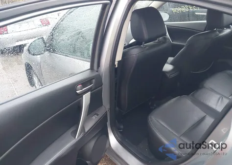 2012 Mazda Mazda3 I Grand Touring z USA, uszkodzony, nr VIN JM1BL1W71C1566905